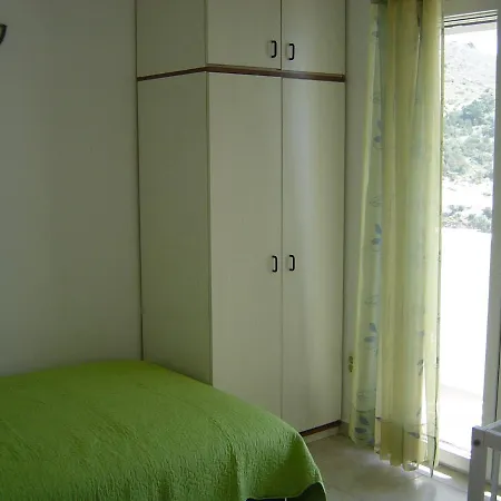 Vela Farska 2897b Apartamento Murvica (Brac)